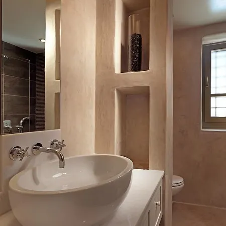 Hotel Themonies Luxury Folegandros Town