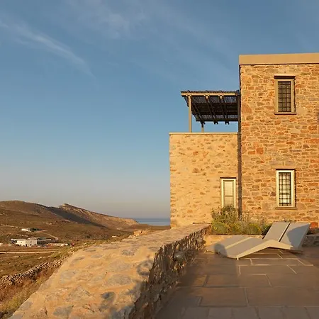 Themonies Luxury Hotel 3*