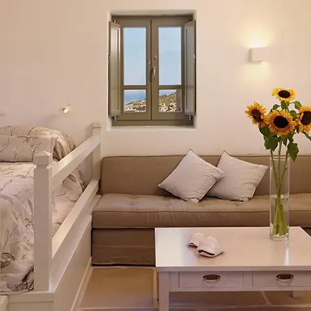 Themonies Luxury 3* Folégandros