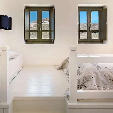 Themonies Luxury 3* Folégandros