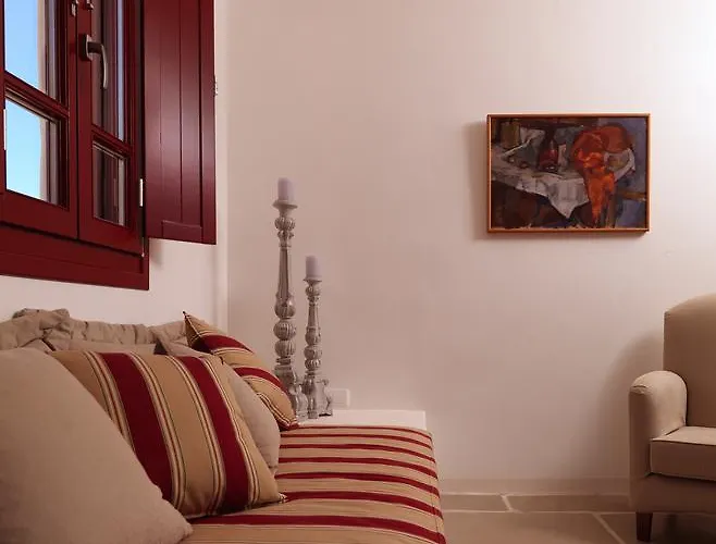 Themonies Luxury מלון Folégandros