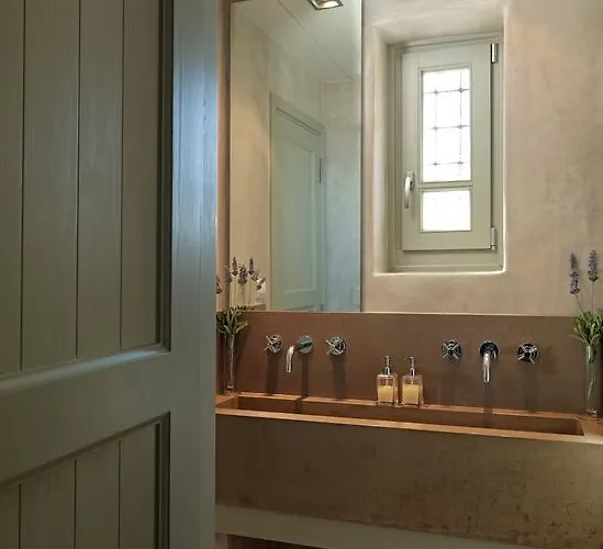 Themonies Luxury 호텔