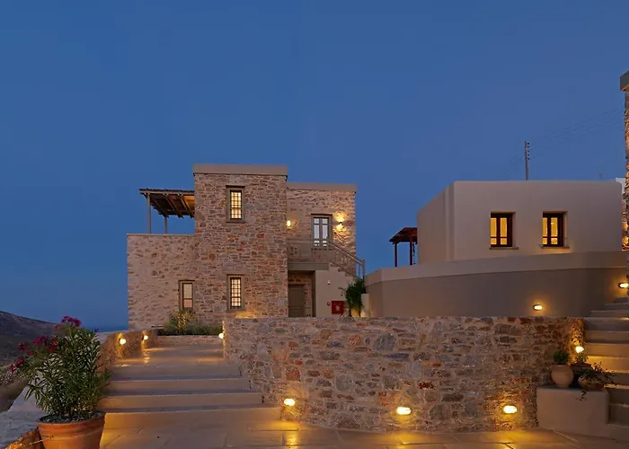 Themonies Luxury 3* Folégandros