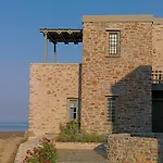 Themonies Luxury Hotel Folégandros