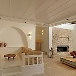 Themonies Luxury Hotell Folégandros