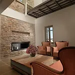 Themonies Luxury
