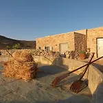 Themonies Luxury 3* Folégandros