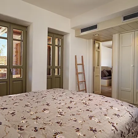 Hotel Themonies Luxury