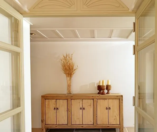 Hotel Themonies Luxury